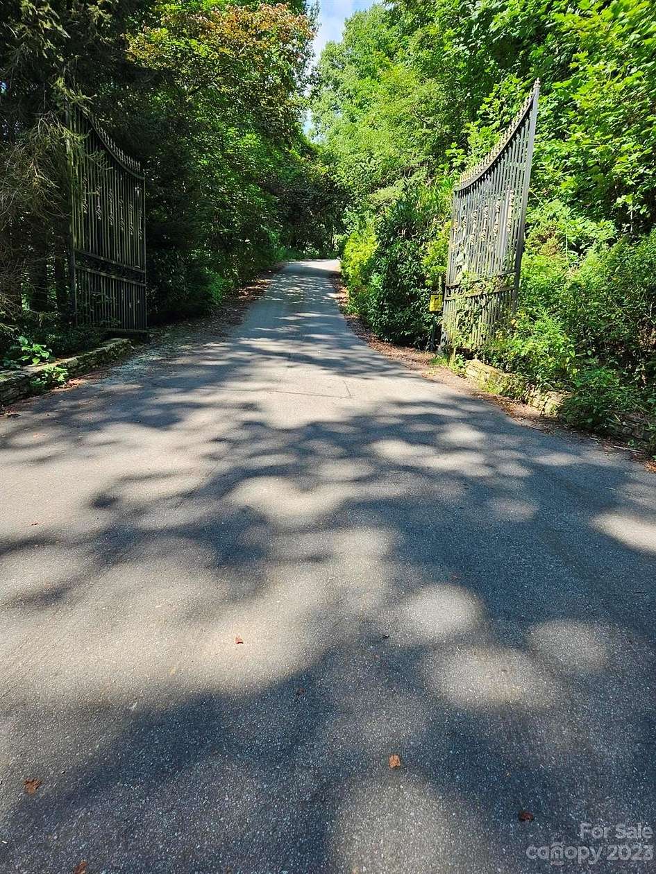 1 Acre of Residential Land for Sale in Maggie Valley, North Carolina