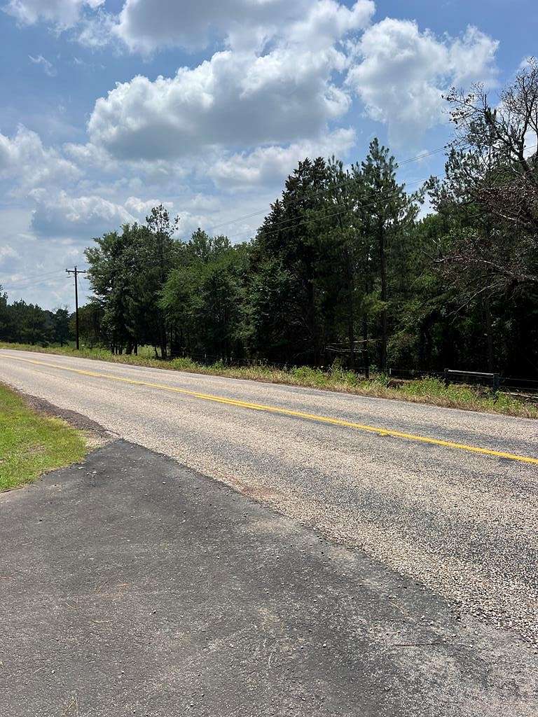 10 Acres of Residential Land for Sale in Athens, Texas