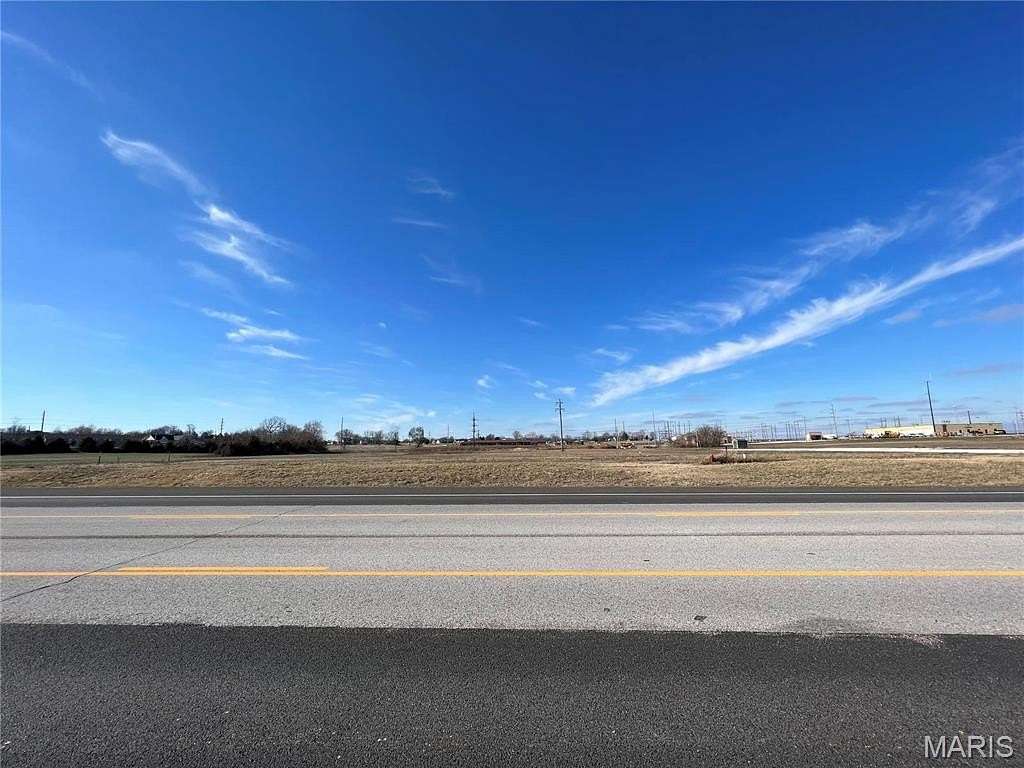 10 Acres of Commercial Land for Sale in Perryville, Missouri