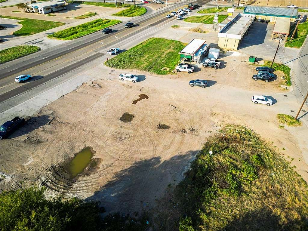 2 Acres of Commercial Land for Sale in Waco, Texas