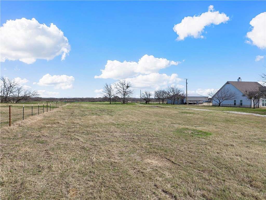 5.3 Acres of Land for Sale in Waco, Texas