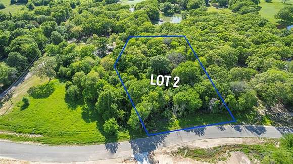 1.5 Acres of Residential Land for Sale in Greenville, Texas