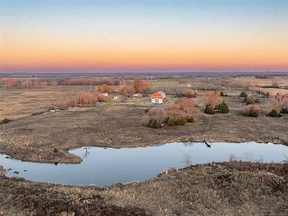 20 Acres of Land with Home for Sale in Council Hill, Oklahoma