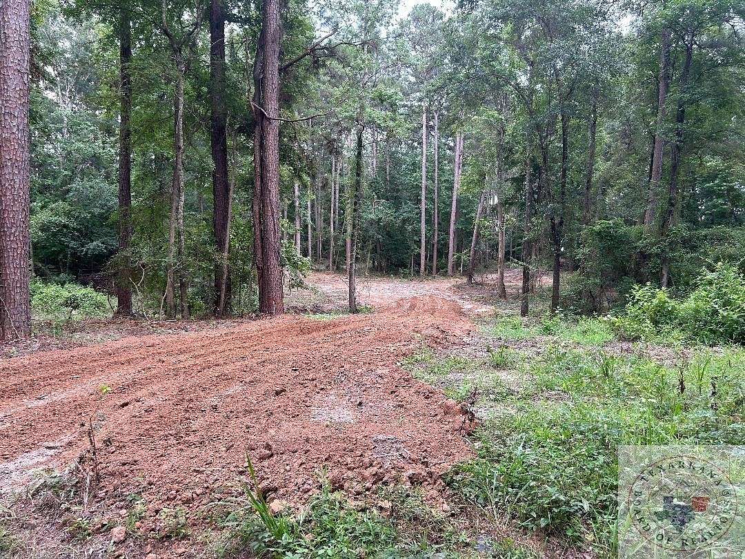 5.6 Acres of Residential Land for Sale in Atlanta, Texas