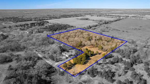 6.5 Acres of Land for Sale in Brashear, Texas