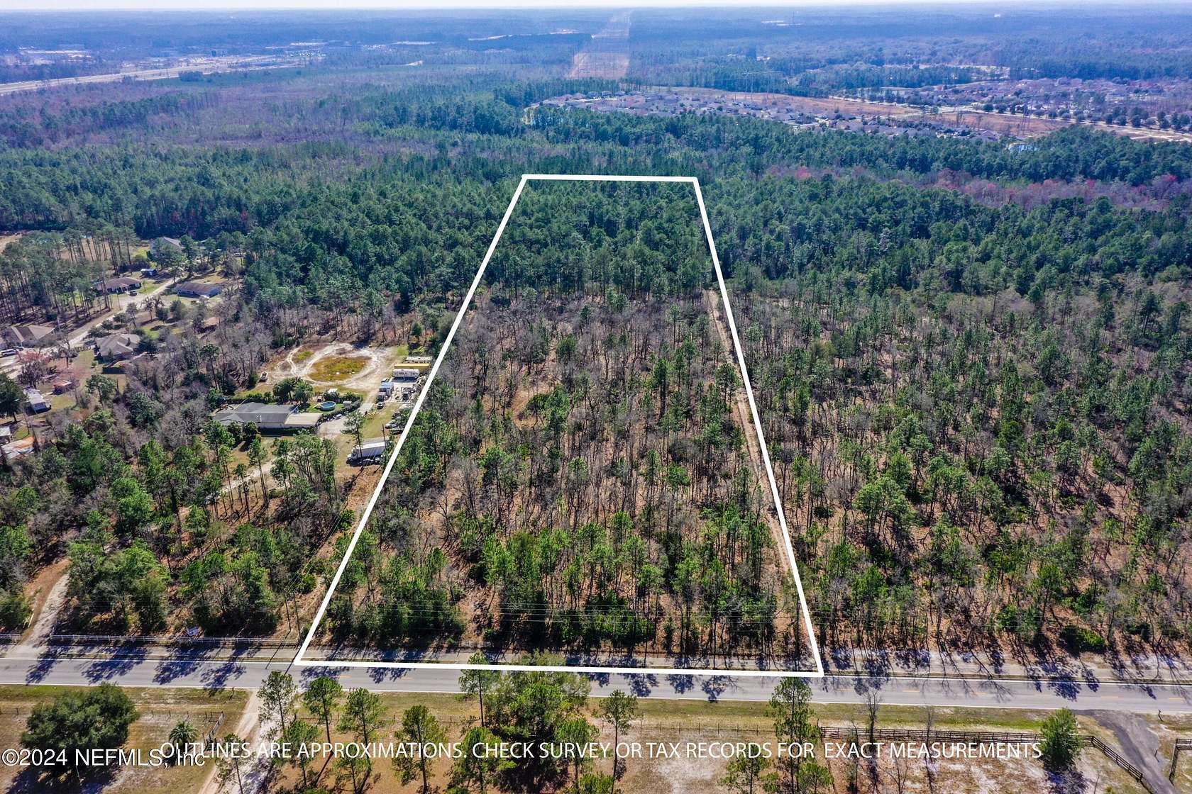9.2 Acres of Residential Land for Sale in Middleburg, Florida