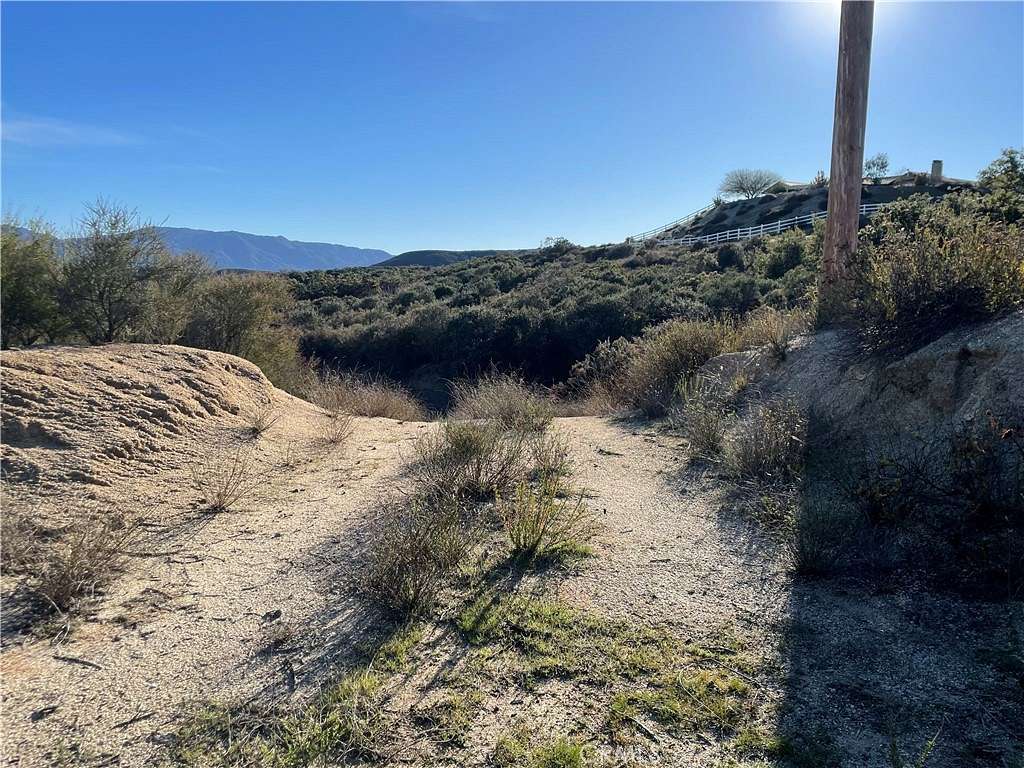 5 Acres of Land for Sale in Temecula, California