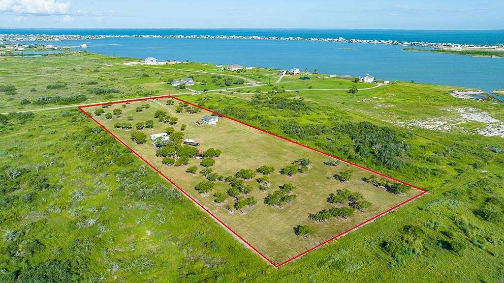 5 Acres of Land for Sale in Rockport, Texas