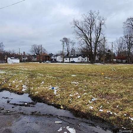 0.07 Acres of Residential Land for Sale in Highland Park, Michigan