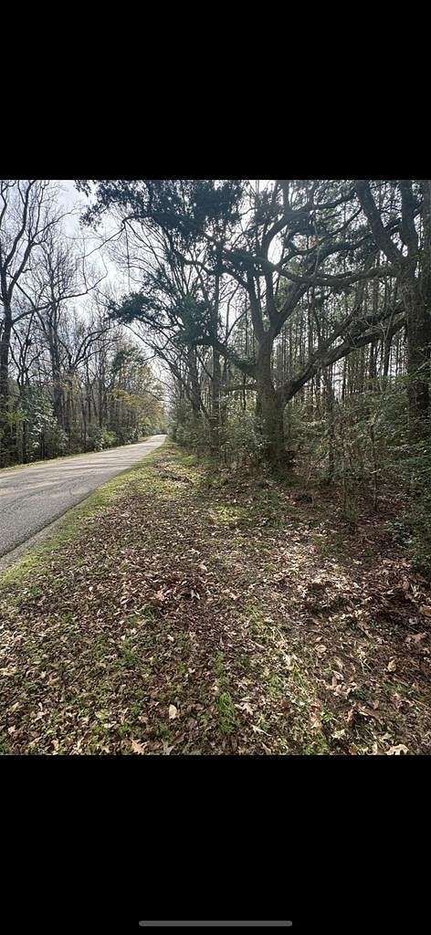 9.8 Acres of Residential Land for Sale in St. Francisville, Louisiana