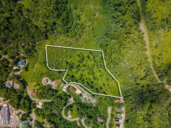 2 Acres of Land for Sale in Gatlinburg, Tennessee