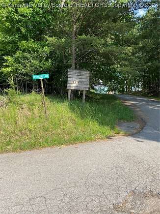 Residential Land for Sale in Elkview, West Virginia