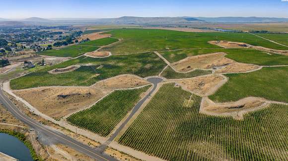 5.11 Acres of Residential Land for Sale in West Richland, Washington