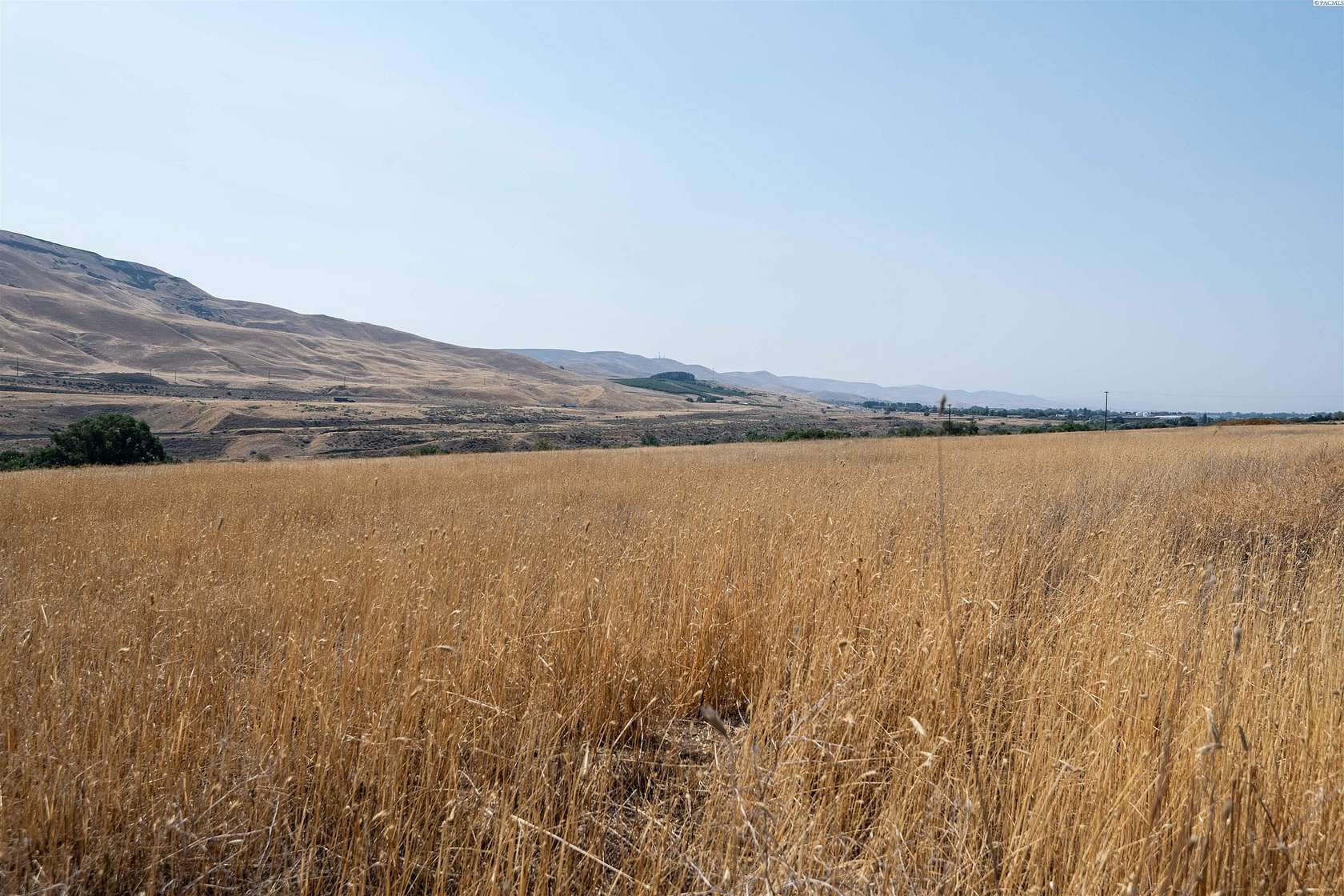 4 Acres of Residential Land for Sale in Prosser, Washington