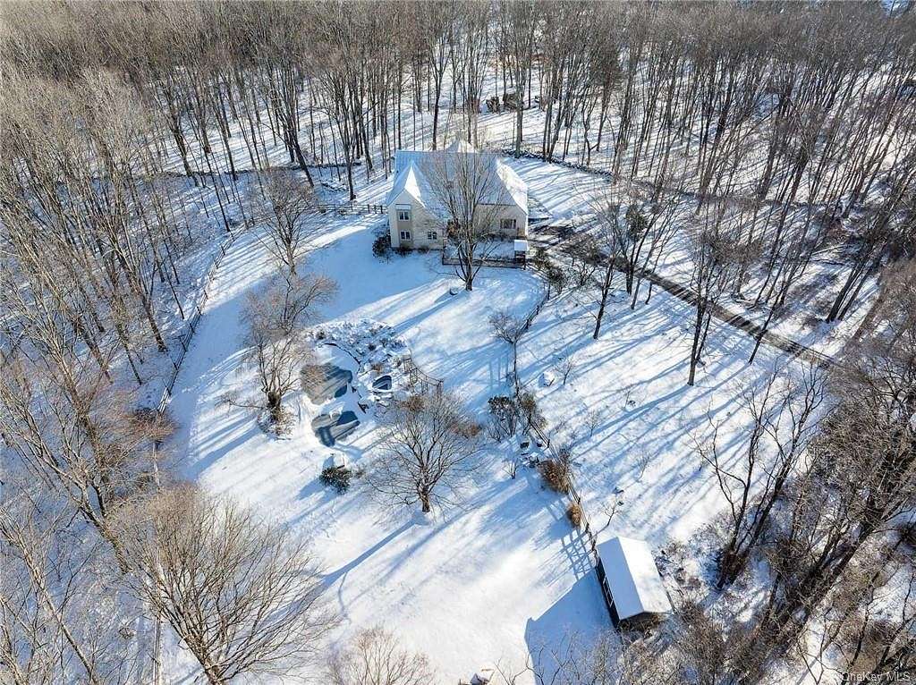 7.2 Acres of Residential Land with Home for Sale in Somers, New York