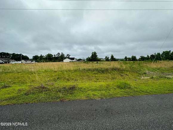 1.5 Acres of Residential Land for Sale in Maysville, North Carolina