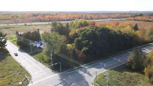 0.89 Acres of Commercial Land for Sale in Brewer, Maine