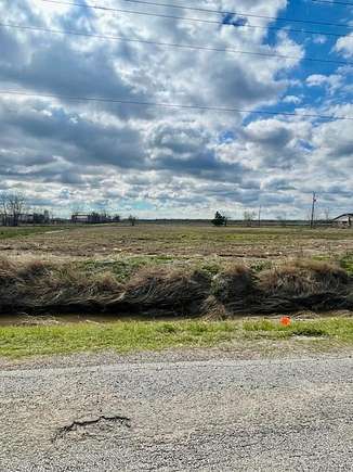 1.7 Acres of Mixed-Use Land for Sale in Van Vleck, Texas