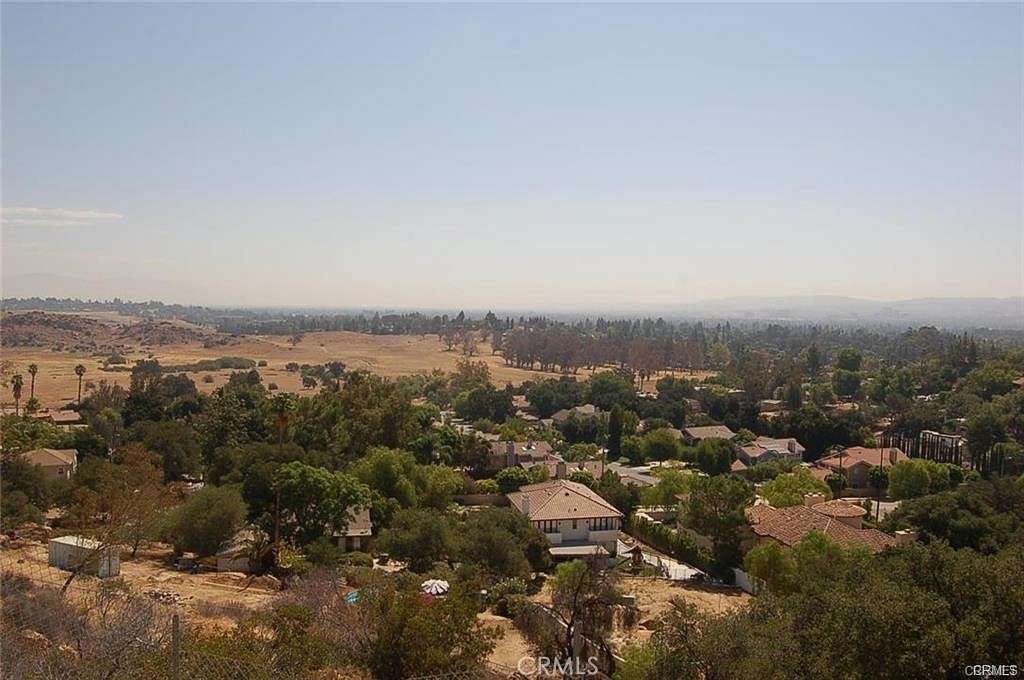0.25 Acres of Land for Sale in West Hills, California