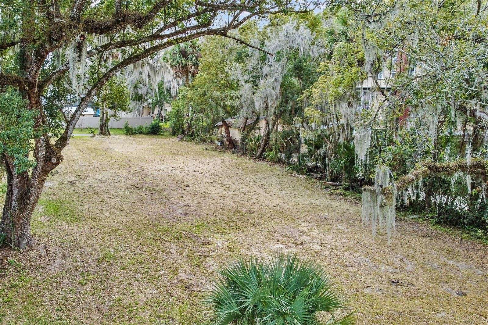 0.29 Acres of Residential Land for Sale in Leesburg, Florida