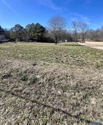 4.8 Acres of Residential Land for Sale in Arab, Alabama