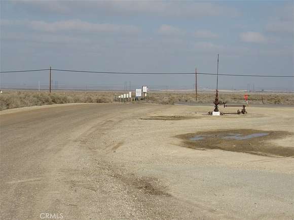 6.65 Acres of Land for Sale in McKittrick, California