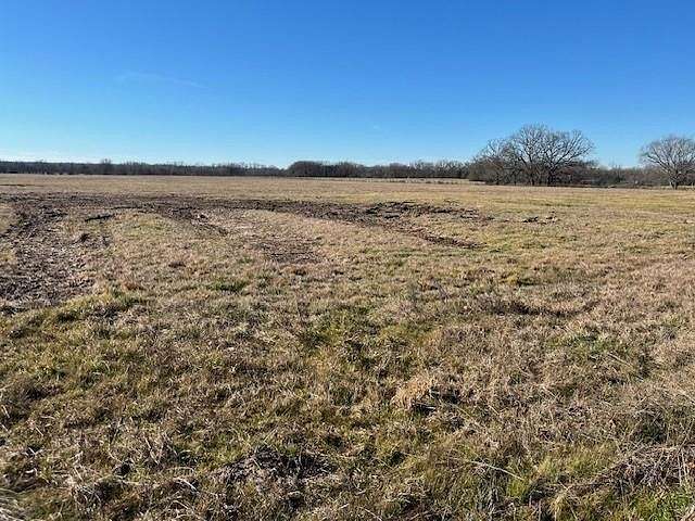 6 Acres of Residential Land for Sale in Paris, Texas