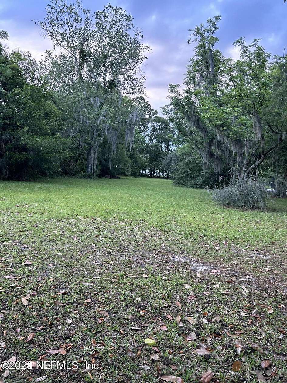 0.75 Acres of Commercial Land for Sale in Jacksonville, Florida