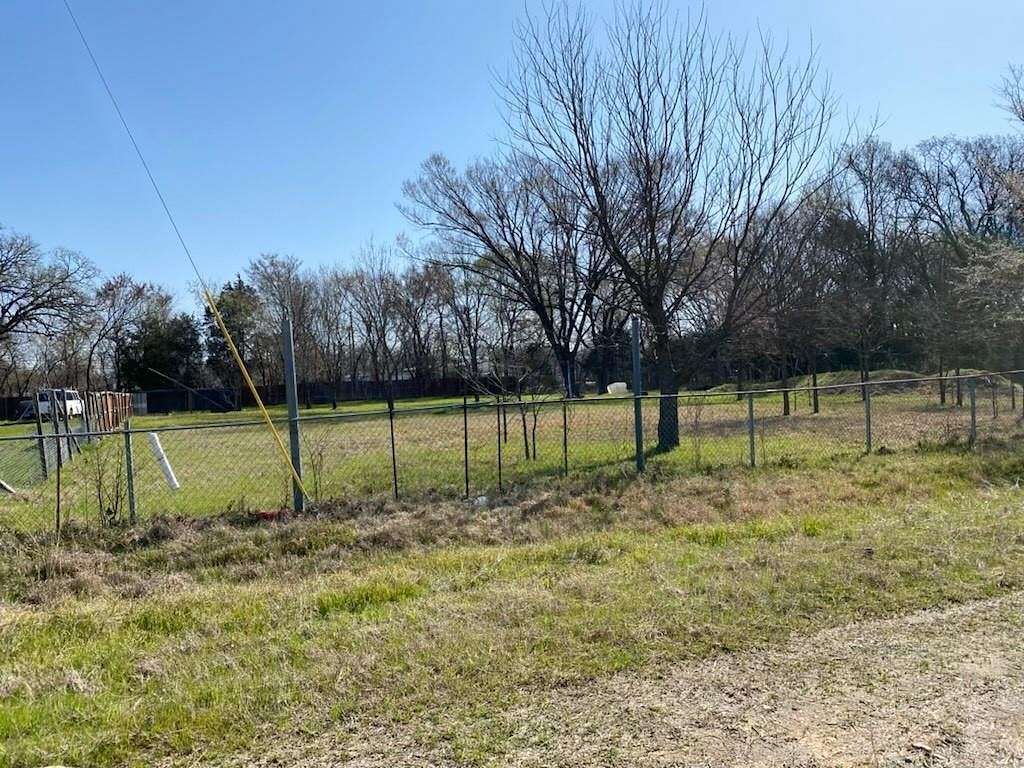 0.65 Acres of Land for Sale in Dallas, Texas