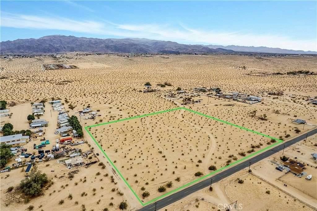 9.656 Acres of Land for Sale in Twentynine Palms, California