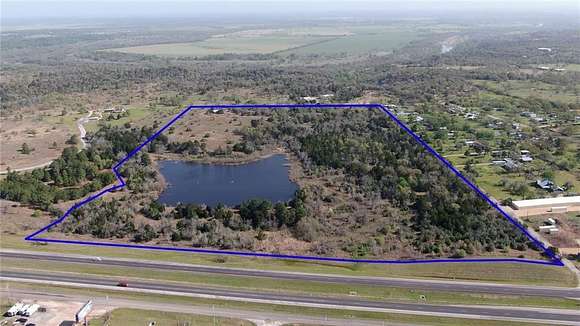 43 Acres of Land for Sale in Cedar Creek, Texas