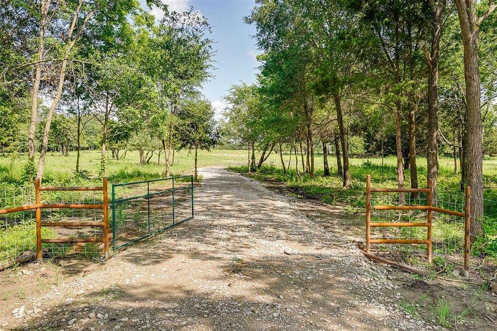 11.4 Acres of Recreational Land for Sale in Terrell, Texas