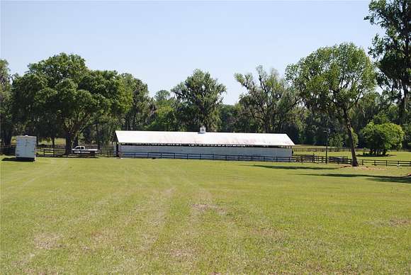 13 Acres of Land with Home for Sale in Reddick, Florida