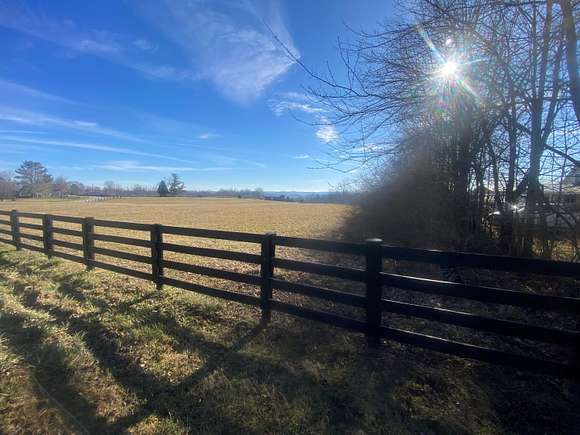 10 Acres of Land for Sale in Camargo, Kentucky