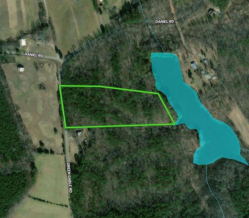 10 Acres of Recreational Land & Farm for Sale in Blackstone, Virginia