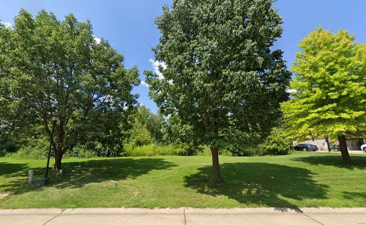 0.573 Acres of Residential Land for Sale in Maryville, Illinois