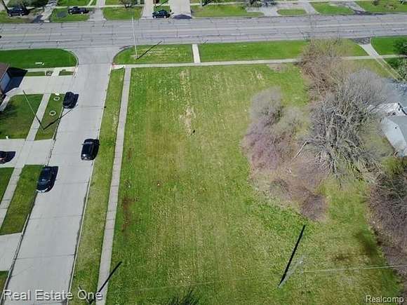 0.93 Acres of Mixed-Use Land for Sale in Dearborn Heights, Michigan