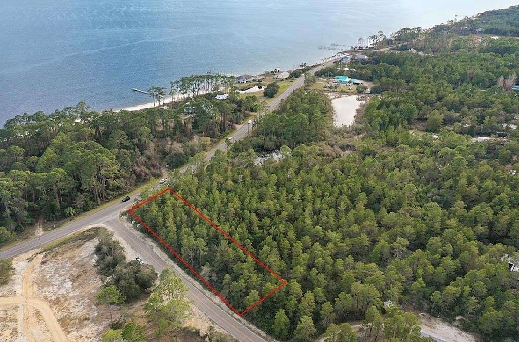 1 Acre of Residential Land for Sale in Carrabelle, Florida