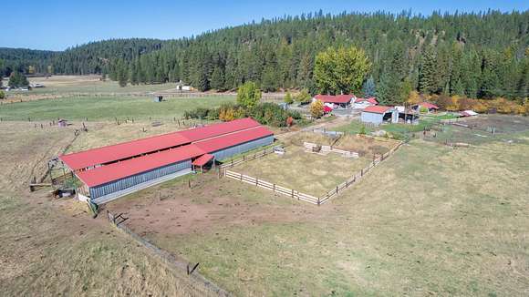 30.3 Acres of Agricultural Land with Home for Sale in Springdale, Washington