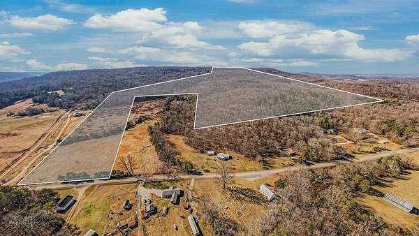 82 Acres of Recreational Land for Auction in Sparta, Tennessee