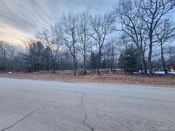 0.52 Acres of Residential Land for Sale in Gladstone, Michigan