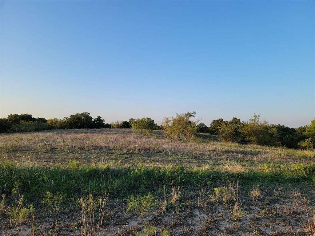 6.8 Acres of Residential Land for Sale in Boyd, Texas