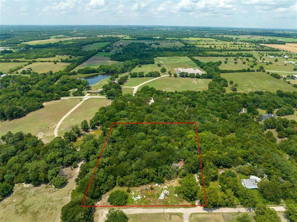3 Acres of Land for Sale in Whitewright, Texas