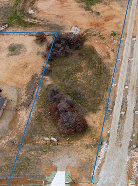 5 Acres of Residential Land for Sale in Boyd, Texas