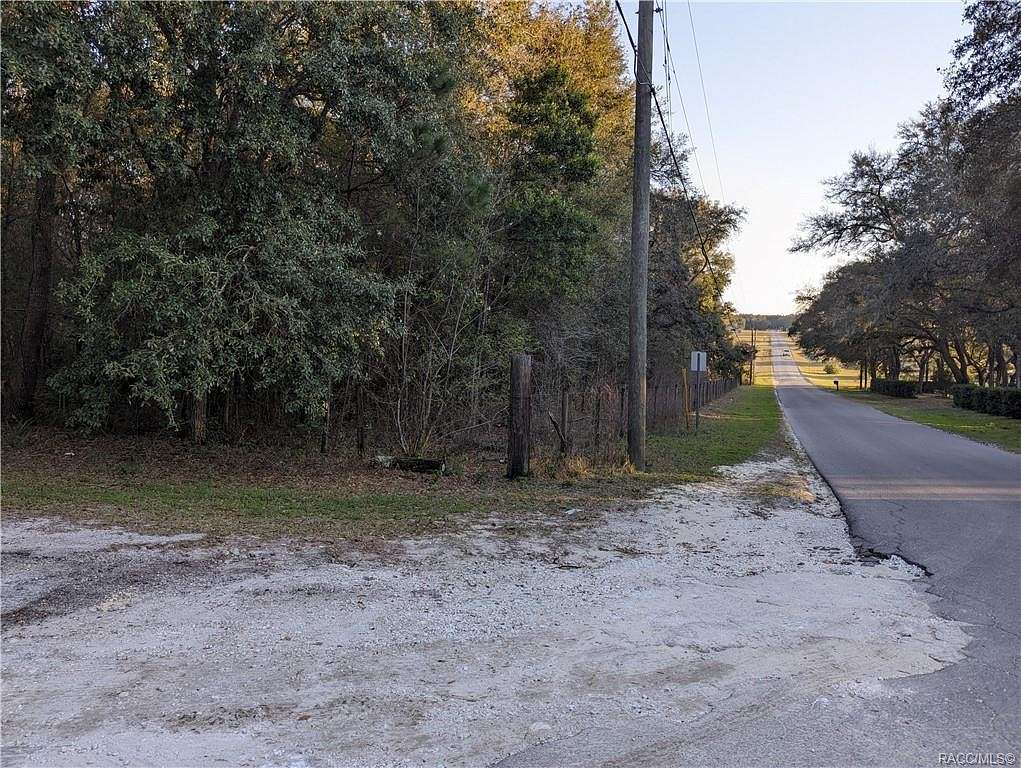 2.3 Acres of Land for Sale in Hernando, Florida