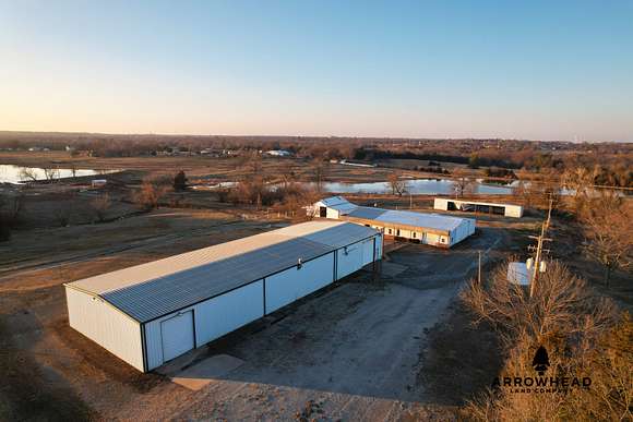 18.5 Acres of Commercial Land for Sale in Cushing, Oklahoma