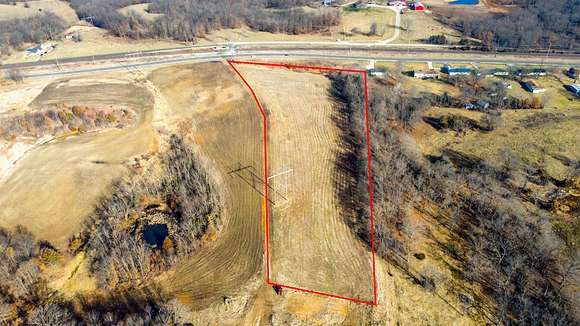 6.7 Acres of Residential Land for Sale in Moberly, Missouri