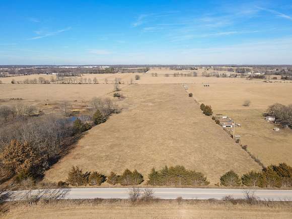 10 Acres of Land for Sale in Strafford, Missouri