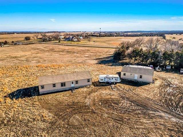 6.4 Acres of Residential Land with Home for Sale in Tonganoxie, Kansas