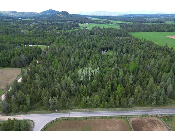 10 Acres of Land for Sale in Clayton, Washington